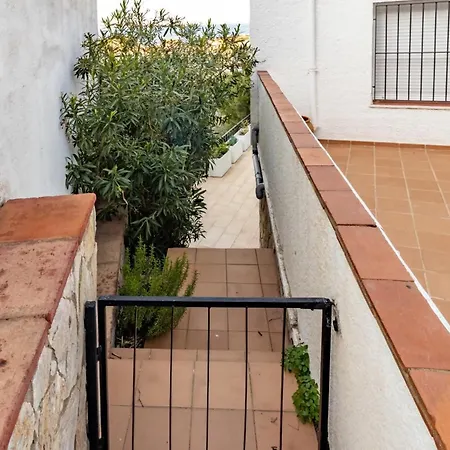 Cau Del Llop 71 Bonito Con Terraza Llanca
